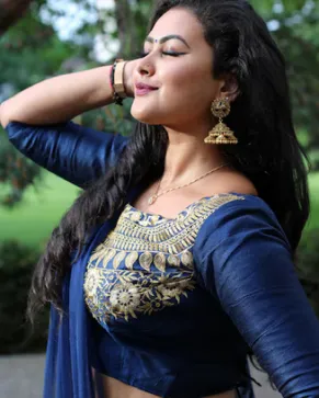 Desi Delhi call girls